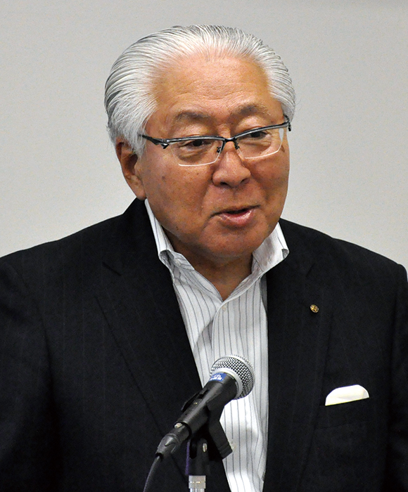 中田英穂氏
